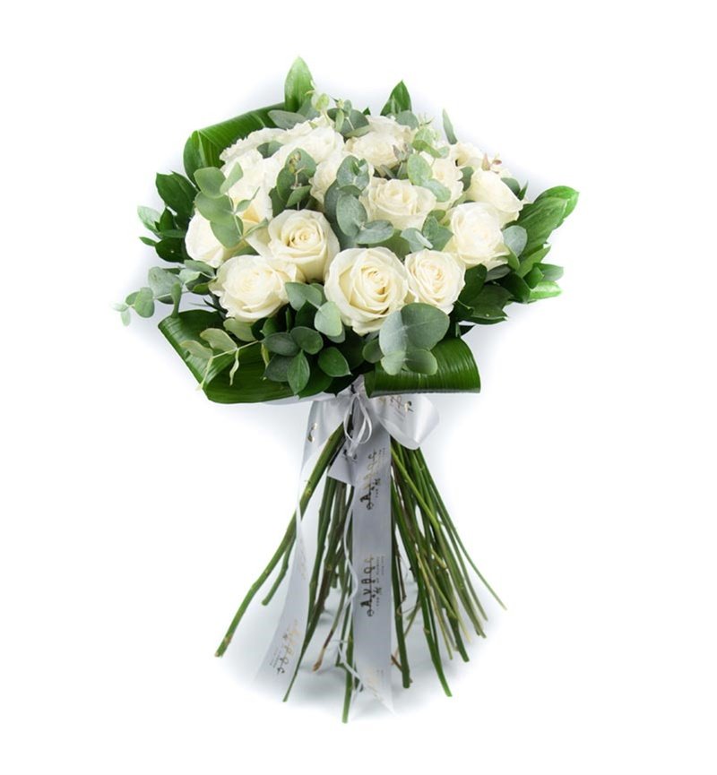 Ανθοδέσμη με Λευκά Τριαντάφυλλα Εκουαδόρ, Φύλλωμα και Γυψόφυλλο